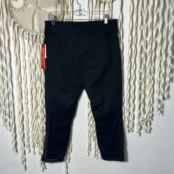 Good American NWT Black Pintuck Mesh Capri Legging Size 5 - Picture 5 of 12